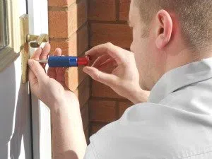 Fort Worth Locksmith And Security Fort Worth, TX 972-810-6790 - 4a-Broken-Key-Extraction